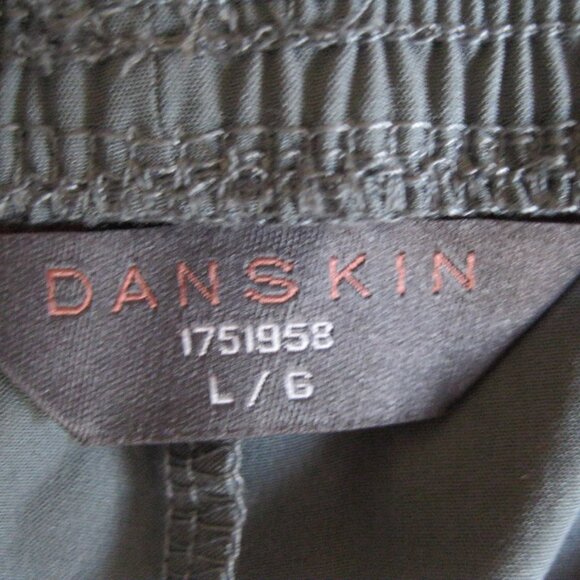 Danskin Ladies' Paperbag Short 4" Inseam, Blue (Stormy Weather) Size L,(1238) - Picture 5 of 12
